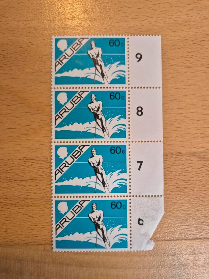 Aruba 1986 waterskiër, Postzegels en Munten, Postzegels | Nederlandse Antillen en Aruba, Postfris, Ophalen of Verzenden