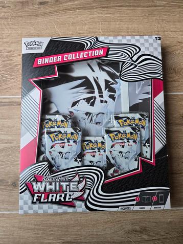 Pokémon TCG White Flare Binder Collectie Nieuw! beschikbaar voor biedingen