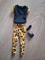 Barbie kleding, Ophalen of Verzenden, Zo goed als nieuw, Kleertjes