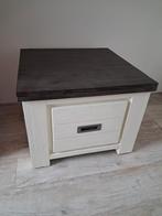 Mooie bijzettafel, 45 tot 60 cm, Minder dan 55 cm, Vierkant, Ophalen of Verzenden