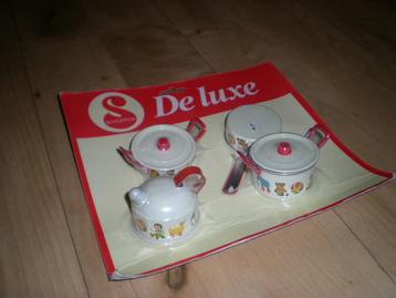 Vintage metalen pannensetje Schopper de Luxe beschikbaar voor biedingen