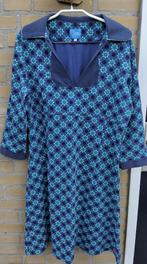Blauwe bloemenjurk van Tante Betsy. Maat XL, Tante Betsy, Blauw, Maat 42/44 (L), Nieuw