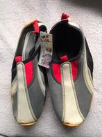 Met label: Paar nieuwe Stretch Zwemschoenen maat 36, Kinderen en Baby's, Kinderkleding | Kinder-zwemkleding, Ophalen, Zwemschoenen