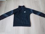 Izgst  zwart trainingsvest Nike mt 122, Kinderen en Baby's, Kinderkleding | Maat 122, Meisje, Sport- of Zwemkleding, Ophalen of Verzenden