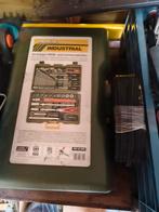 Te koop partij gereedschap, Doe-het-zelf en Verbouw, Gereedschap | Overige machines, Ophalen, Gebruikt