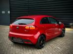 Kia Rio 1.2 CVVT 5-DEURS LEDER|AIRCO|CRUISE|PDC|LED, Auto's, Kia, Gebruikt, 4 cilinders, Bedrijf, Handgeschakeld