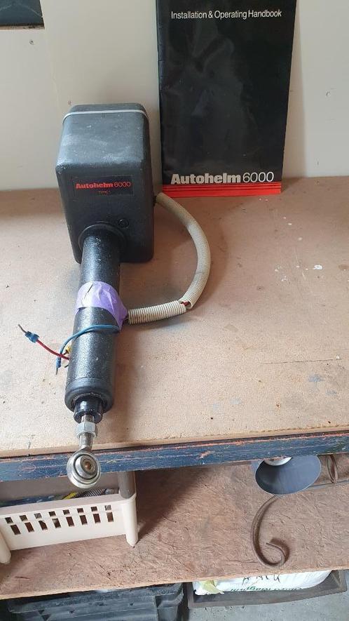 Autohelm 6000 linear drive type 1, oud model, defect, Watersport en Boten, Navigatiemiddelen en Scheepselektronica, Gebruikt, Overige typen