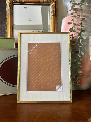 Fotolijst large Jyden gold vintage beschikbaar voor biedingen