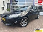 Ford Focus Wagon 1.0 EcoBoost Titanium * AIRCO * PDC V en A, Euro 5, Gebruikt, Zwart, Zwart