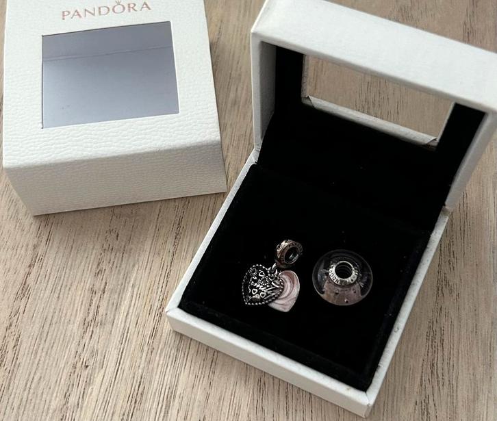 Pandora: collectie family - set bedels (2 stuks), Sieraden, Tassen en Uiterlijk, Bedels, Zo goed als nieuw, Pandora, Zilver, 2 of 3 bedels