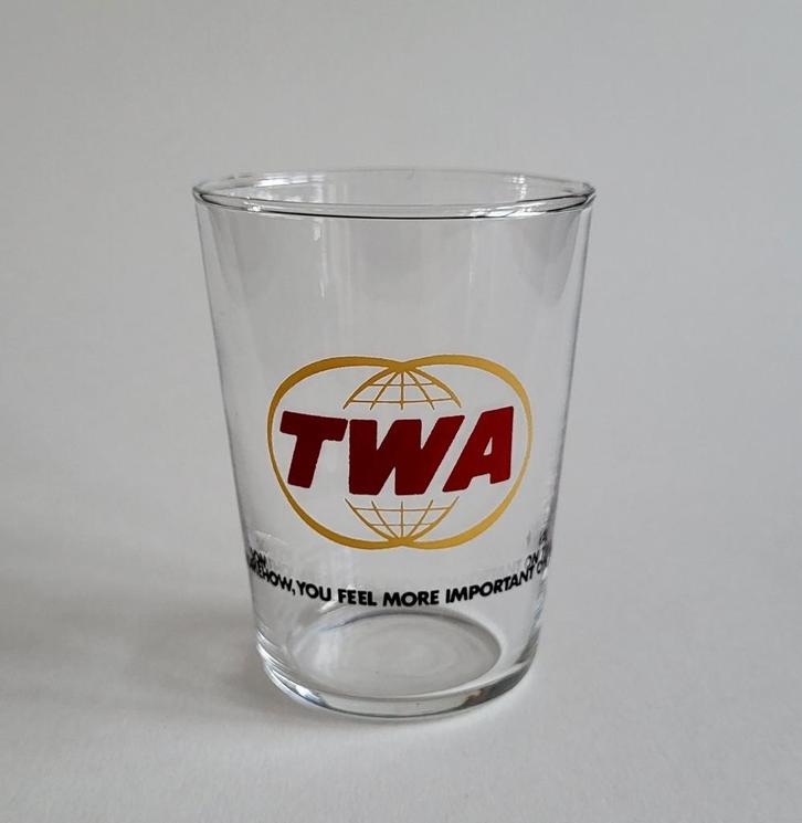 Vintage drinkglas TWA logo, Verzamelen, Glas en Borrelglaasjes, Zo goed als nieuw, Overige typen, Ophalen of Verzenden