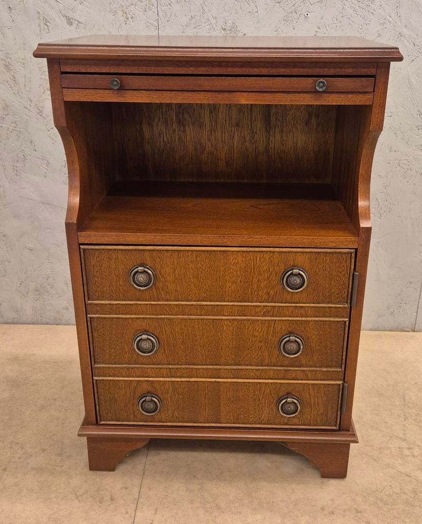 Klassiek houten kastje met schrijfblad, Ophalen