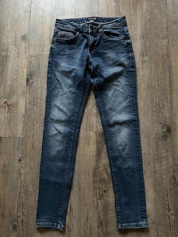 Super gave spijkerbroek van Cars Jeans, maat 29/34, ZGAN! beschikbaar voor biedingen