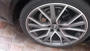 Gezocht.Twee originele audi a6 velgen 20 inch performance. beschikbaar voor biedingen