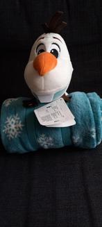 Disney frozen Olaf met fleecedeken, Verzamelen, Disney, Ophalen of Verzenden, Overige figuren, Nieuw, Beeldje of Figuurtje
