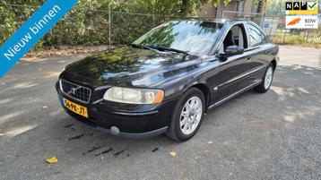 Volvo S60 2.4 Edition AUTO HEEFT MOTOR PROBLEEM ZO WEG PRIJS beschikbaar voor biedingen