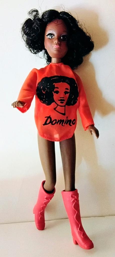 Vintage donkere Disco Girls barbie pop Domino uit jaren 70., Verzamelen, Poppen, Gebruikt, Fashion Doll, Ophalen of Verzenden