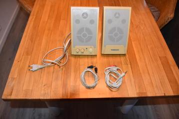 retro setje pc speakers (stereo) beschikbaar voor biedingen