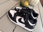 Nike schoenen, Jongen of Meisje, Schoenen, Ophalen of Verzenden, Zo goed als nieuw