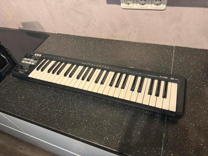 Roland A-49 MIDI Keyboard met V-Link - Goede Staat!, Muziek en Instrumenten, Keyboards, Gebruikt, 49 toetsen, Roland, Aanslaggevoelig