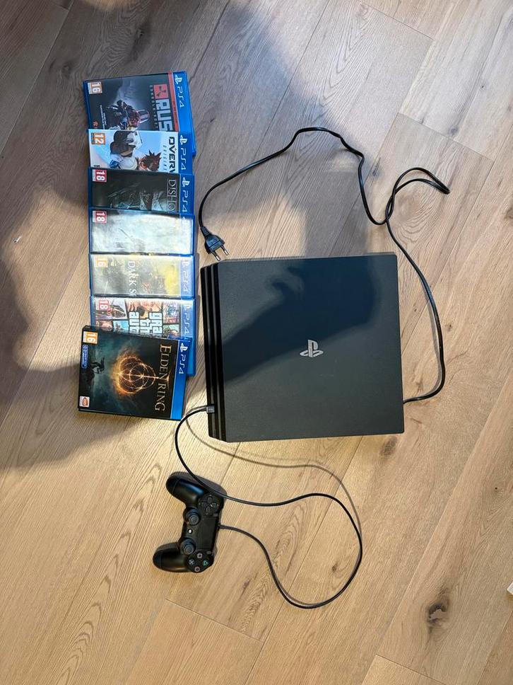 PlayStation 4 Pro - Goede staat + Games!, Spelcomputers en Games, Spelcomputers | Sony PlayStation 4, Zo goed als nieuw, Pro, Met 1 controller