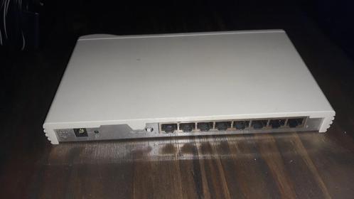3Com Office Connect Dual Speed Switch 8!!, Computers en Software, Netwerk switches, Zo goed als nieuw, Ophalen of Verzenden