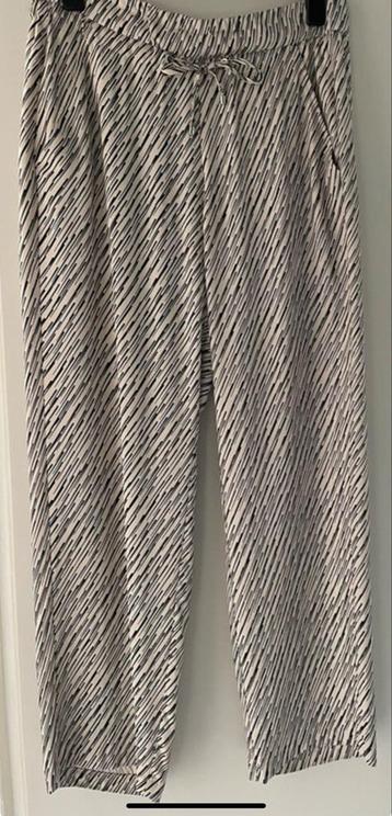 MAC Easy Wideleg Broek Maat 36/38 beschikbaar voor biedingen