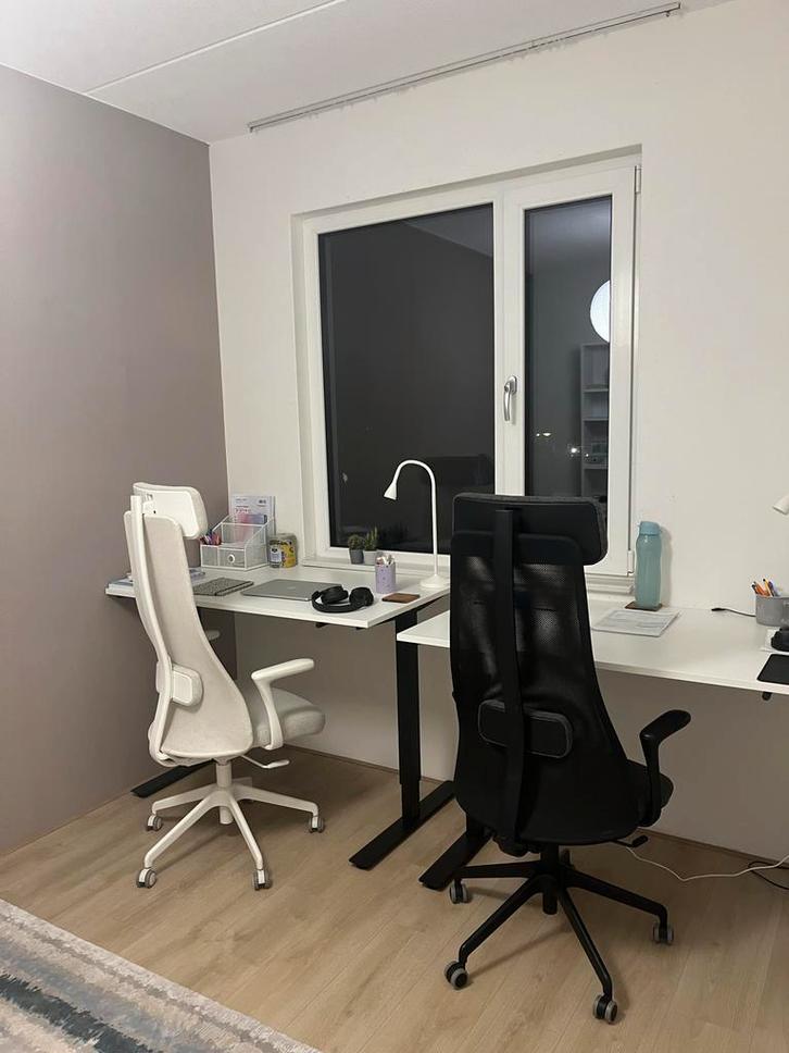 İkea Jarvfjallet, Huis en Inrichting, Bureaustoelen, Zo goed als nieuw, Bureaustoel, Wit, Ergonomisch, Ophalen