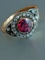 Antieke gouden ring met grote paarse steen 24 roosdiamanten, Ophalen of Verzenden, Goud, Ring, Met edelsteen