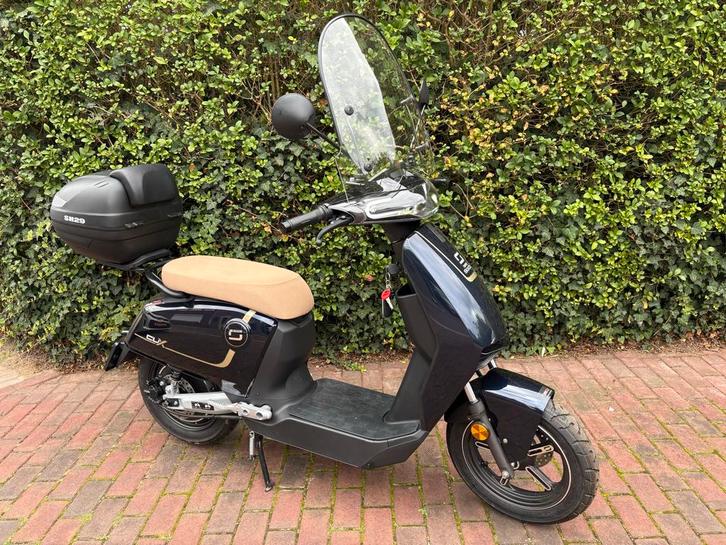 Nette Super Soco CUx Elektrische Scooter, 25km/h, Fietsen en Brommers, Brommeronderdelen | Scooters, Zo goed als nieuw, Overige merken