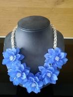 Ketting met blauwe bloemen, Nieuw, Overige materialen, Blauw, Ophalen