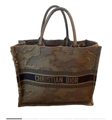 Christian Dior Shopper groen beschikbaar voor biedingen
