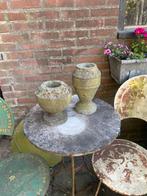 2 oude natuurstenen potten, Tuin en Terras, Bloempotten, Ophalen, Steen, Gebruikt, Rond