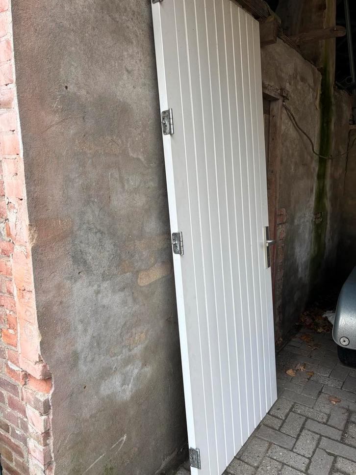 Mooie deur met 3-puntssluiting (231x93,5), Doe-het-zelf en Verbouw, Deuren en Horren, Gebruikt, Buitendeur, 215 cm of meer, 80 tot 100 cm