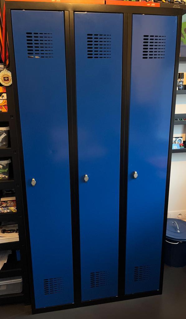 Locker kledingkast - zwart en blauw, Huis en Inrichting, Kasten | Lockerkasten, Zo goed als nieuw, Ophalen