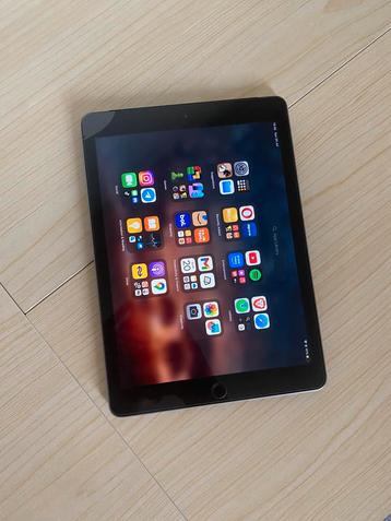 Ipad 128GB - Wifi + Cellular (Ruilen Mogelijk) beschikbaar voor biedingen