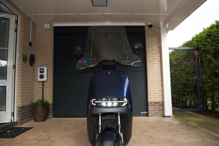 Segway E110SE Launch Edition – 2023 – 7.000 km – Topstaat!, Fietsen en Brommers, Scooters | Overige merken, Zo goed als nieuw