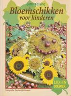 Bloemschikken voor kinderen - Betty Kessing, Ophalen of Verzenden, Zo goed als nieuw, Overige onderwerpen, Betty Kessing