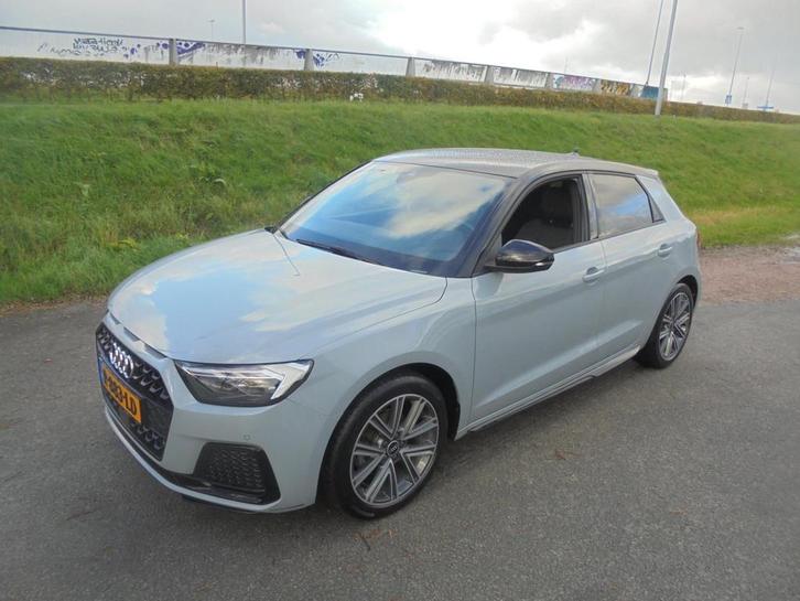 Audi A1 Sportback Audi A1 30 TFSI S Edition Automaat airco l, Auto's, Audi, Te koop, A1, ABS, Airbags, Airconditioning, Bluetooth