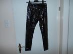 Zwarte glans legging / kleding Maat M sexy, Kleding | Dames, Maat 38/40 (M), Verzenden, Nieuw, CM