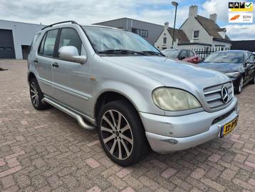 Mercedes-Benz M-klasse 320 . LEES TEKST . beschikbaar voor biedingen