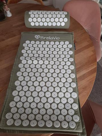 BrellaVio Acupressuur Mat & Kussen Set beschikbaar voor biedingen