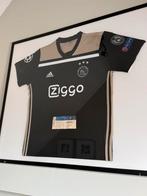Ajax uitshirt  2018/2019 in lijst incl officeel kaartje, Ophalen of Verzenden, Ajax