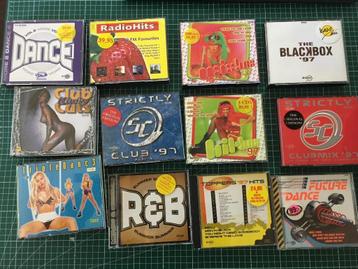 Vintage verzamel box 21 CD's  beschikbaar voor biedingen