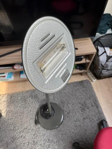 Vloerlamp met dimmer beschikbaar voor biedingen
