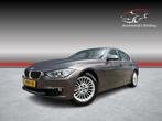 BMW 3-serie 320i Executive tr.hk / H&K / pdc / cruise / navi, Achterwielaandrijving, 4 cilinders, Bruin, Handgeschakeld