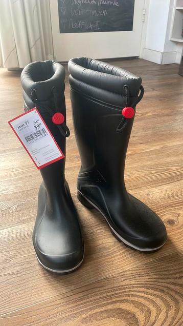 NIEUW Gevoerde winterlaarzen Dunlop maat 37 beschikbaar voor biedingen