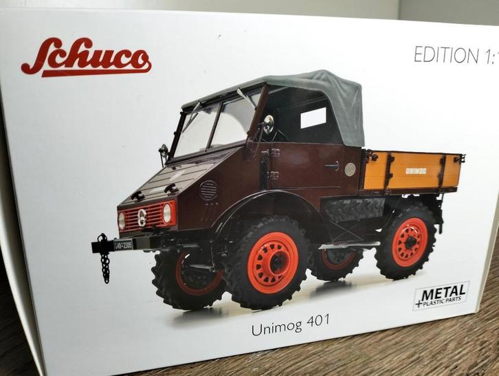 Te koop Schuco Mercedes-Benz Unimog 401 Softtop Bruin., Hobby en Vrije tijd, Modelauto's | 1:18, Zo goed als nieuw, Overige typen