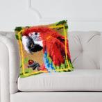 Smyrna, latch hook kussen, diy kit, Rode ara, zelf maken, D, Nieuw, Ophalen of Verzenden, D