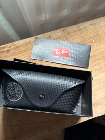 RayBan Sunglasses beschikbaar voor biedingen